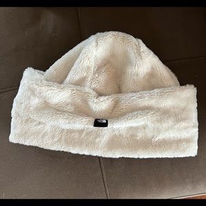 New! Never Worn! The North Face winter Hat, L/XL, cream color